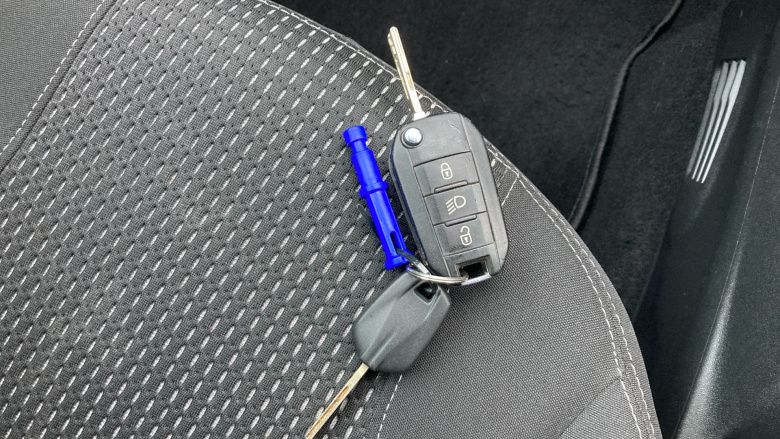 Peugeot 208 1.2 PureTech 82 Tech Edition 5dr [Start Stop] Petrol Hatchback